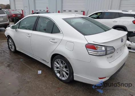 2010 Lexus Hs 250H Premium z USA, uszkodzony, nr VIN JTHBB1BA5A2014821